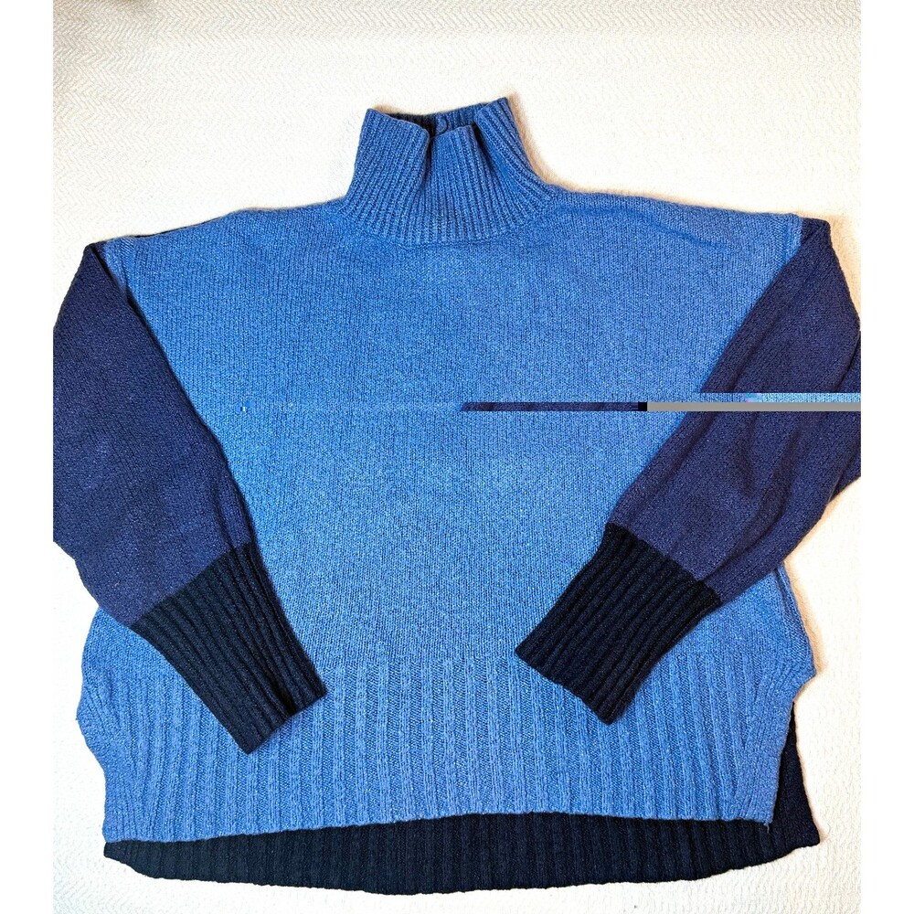 Time and Tru Turtleneck Knit Pullover Sweater Colorblock Blue Navy Ribbed M